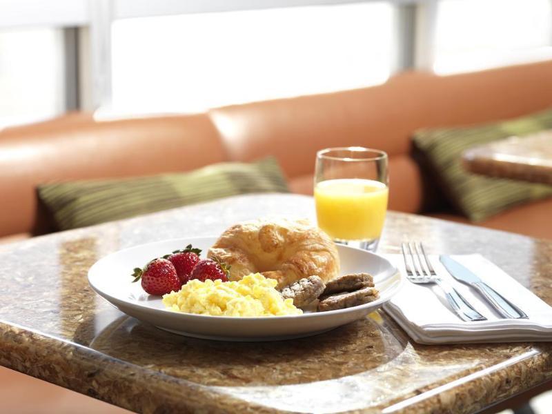 Springhill Suites By Marriott Syracuse Carrier Circle Восток Сиракьюс Экстерьер фото