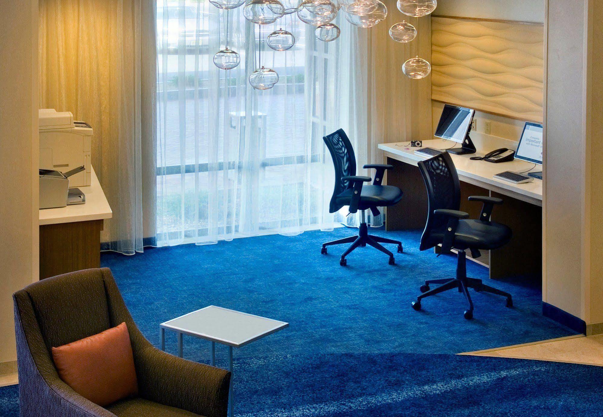 Springhill Suites By Marriott Syracuse Carrier Circle Восток Сиракьюс Экстерьер фото